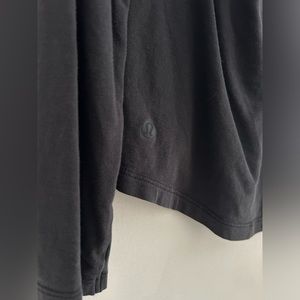 Women’s Lululemon Long Sleeve Tee